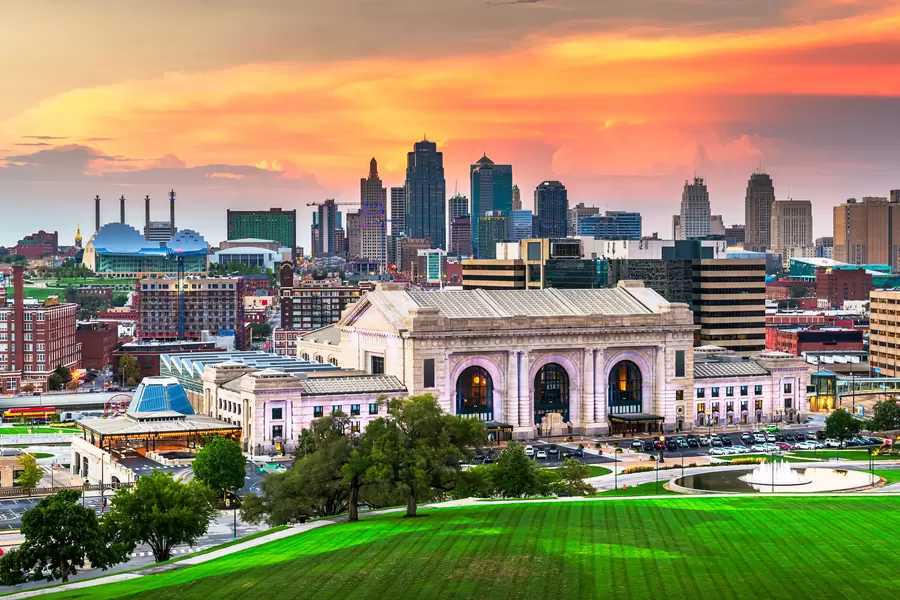 Kansas City bij zonsondergang