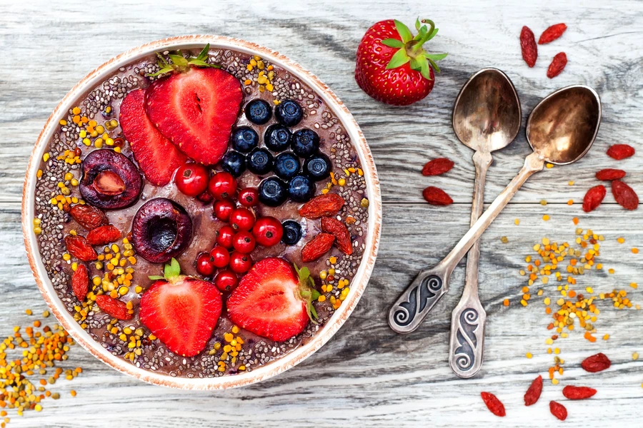 Smoothie z jagodami i nasionami
