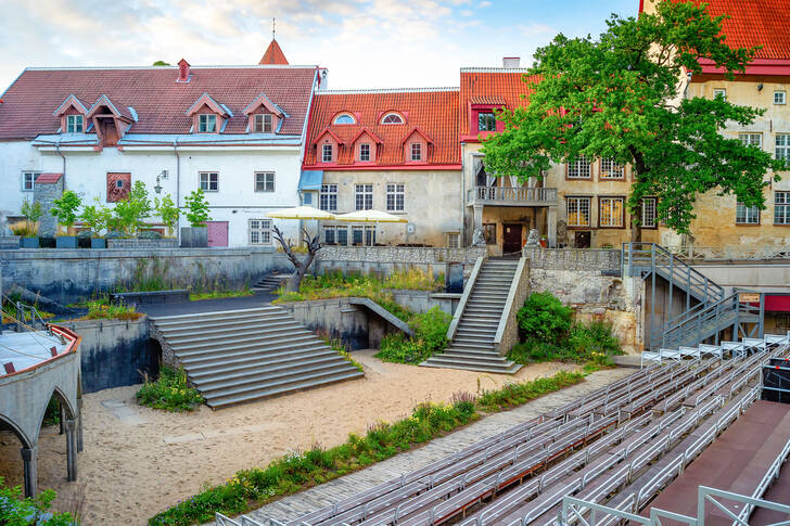 Ljetni teren kazališta, Tallinn