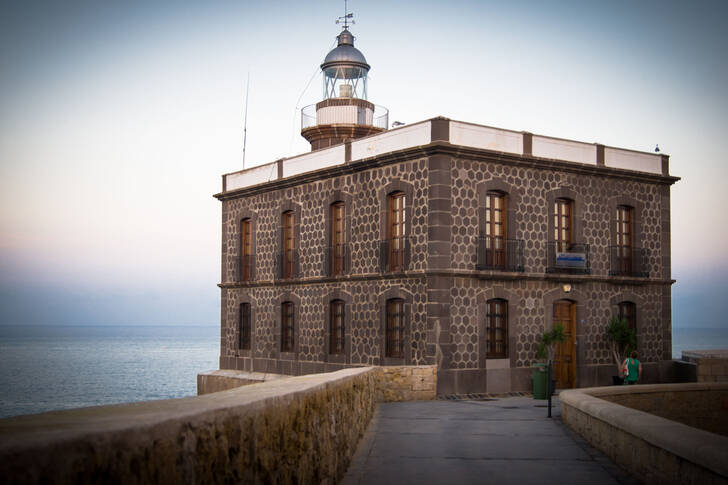 Melilla'daki deniz feneri