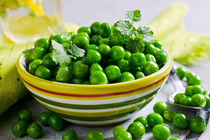 Green peas with mint