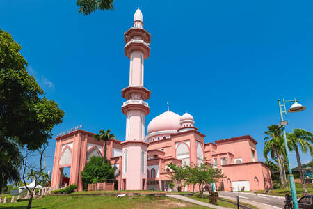 Sabah-moskeen, Universitetet i Malaysia