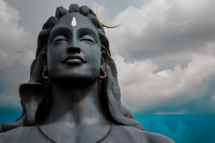 Statue of Adiyogi
