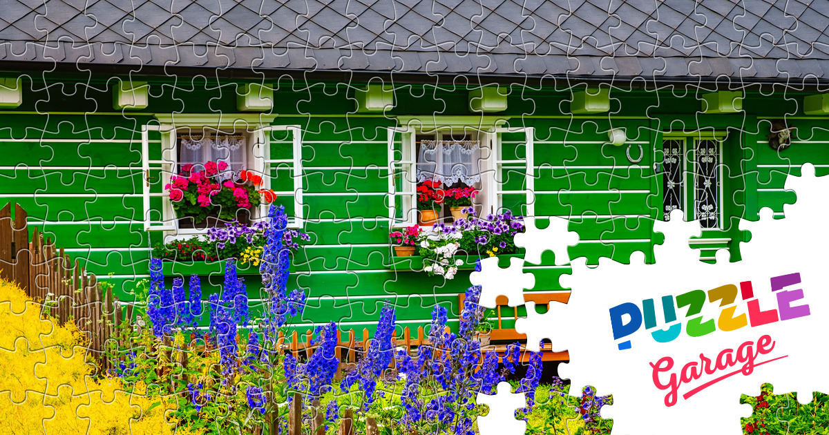 Green country house Jigsaw Puzzle (Home, Facades) Puzzle Garage