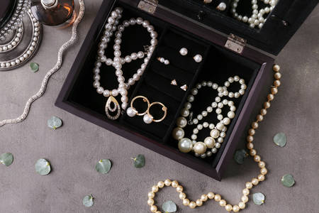 Jewelry with pearls in a box