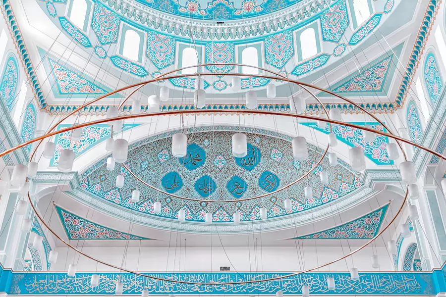Plafond van de moskee Nur Astana