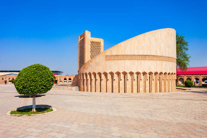 Мемориальный комплекс имама Аль-Бухари