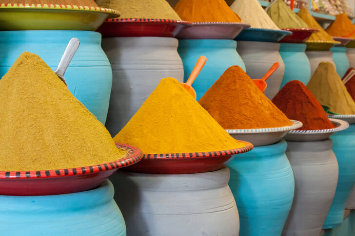 Kryddor på marknaden i Marrakech