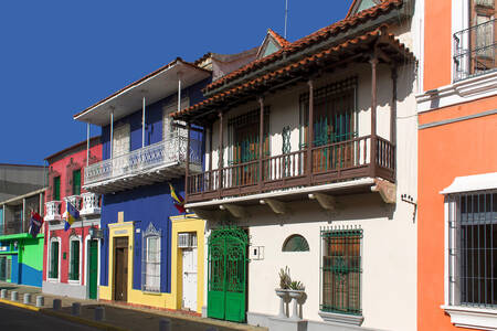 Historické domy v Puerto Cabello