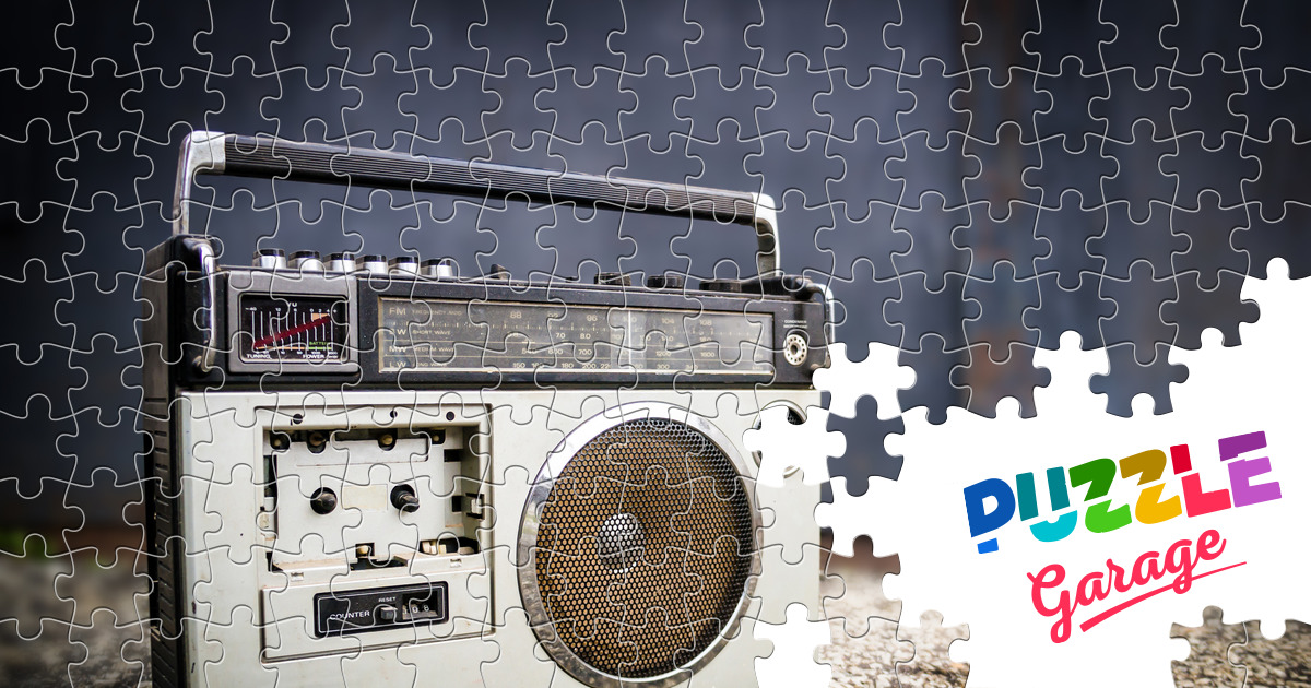Old tape recorder Jigsaw Puzzle (History, Retro) Puzzle Garage