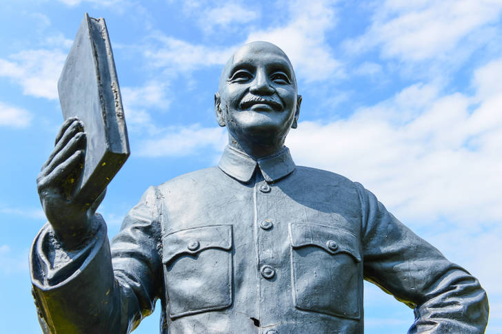 Statuia lui Chiang Kai-shek