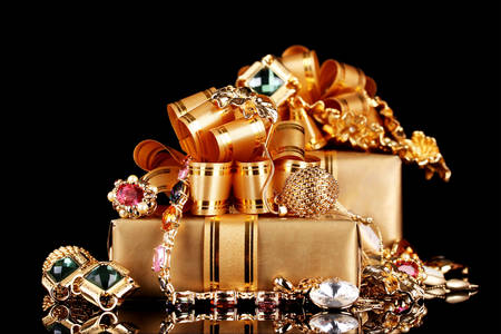 Arany ékszerek és ajándékok