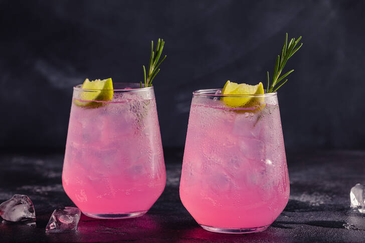 Рожевий коктейль