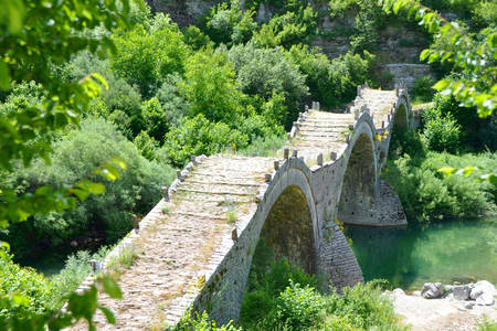 Three-arch bridge Kalogerico