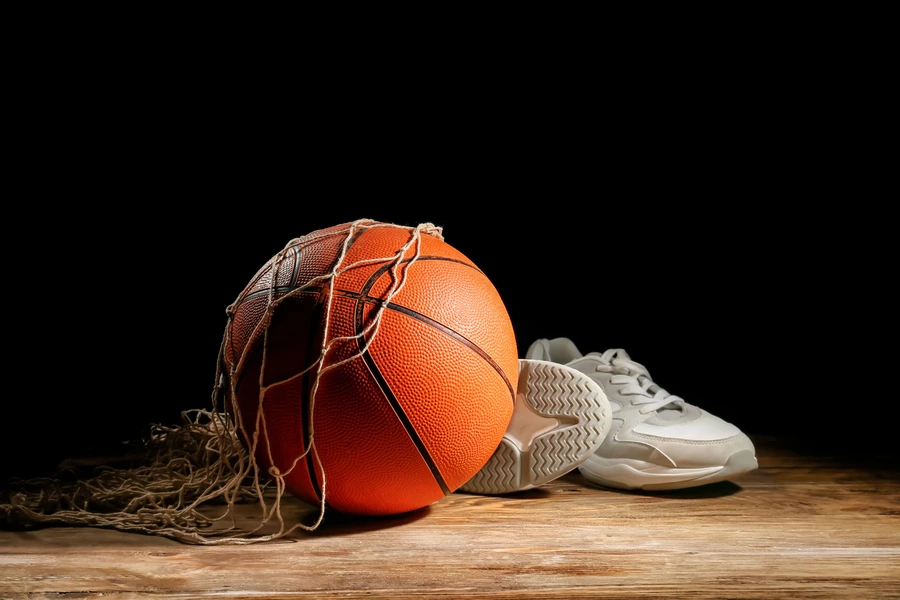 Buty do koszykówki i sportowe