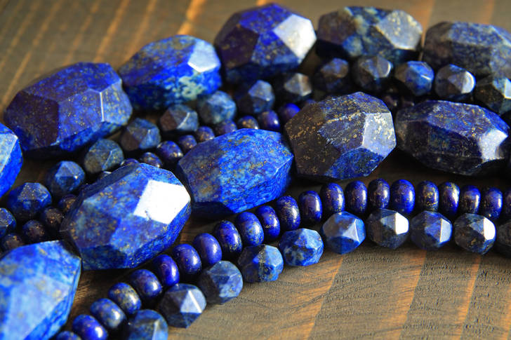 Faceted lapis lazuli beads