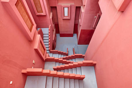 Edificio La Muralla Roja