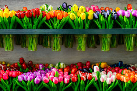 Drevené tulipány