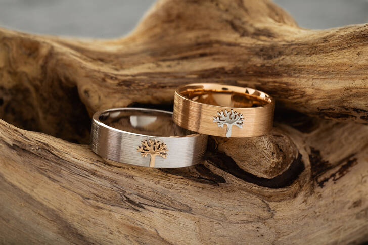 Wedding rings made of different metals