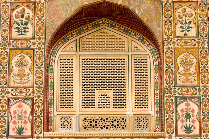 Palastmauer im Jaipur Fort, Indien