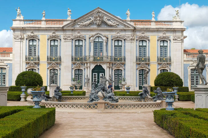 Vnitřní nádvoří paláce Ajuda v Lisabonu