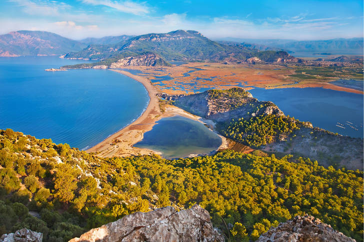 Praia Iztuzu e Delta Dalyan