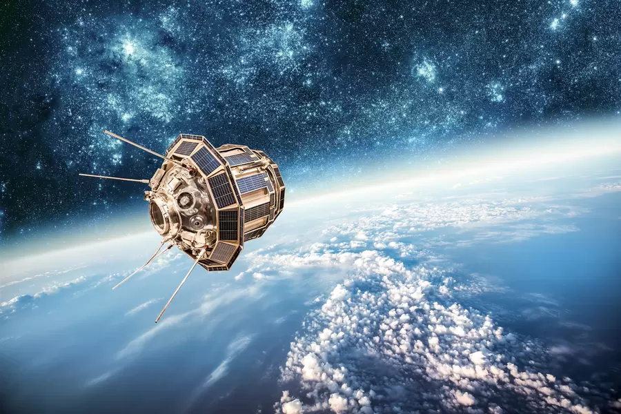 宇宙衛星