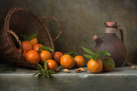 Orangen auf dem Tisch