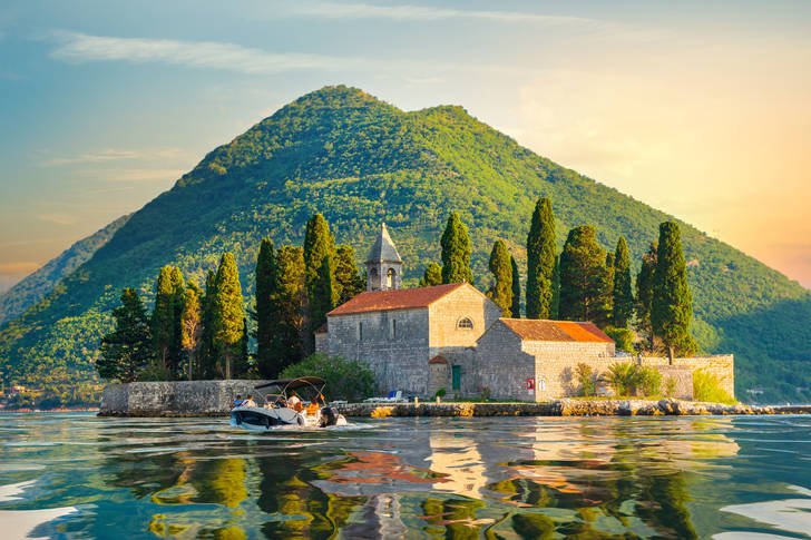 Остров Свети Георги, Черна гора