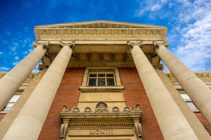 Gevel van de Centrale Bibliotheek in Cambridge