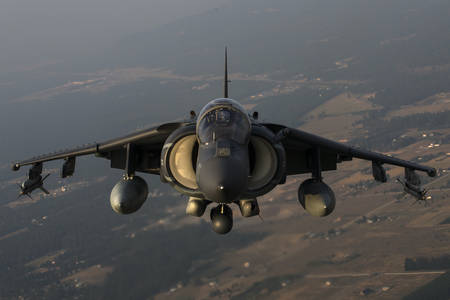 Attackera flygplan AV-8B Harrier