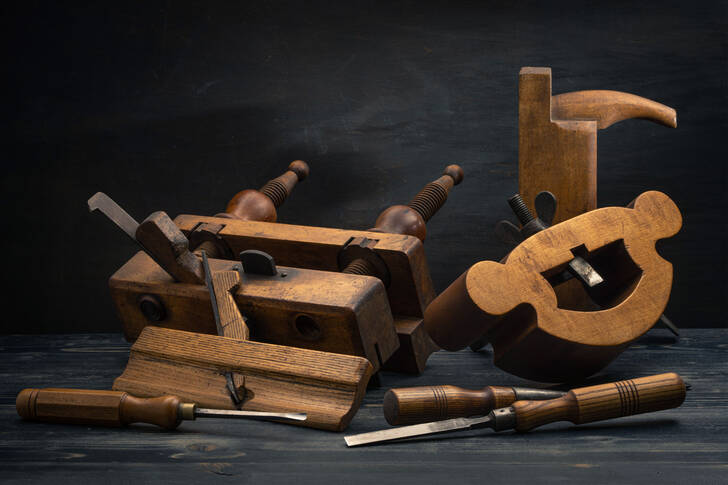 Стари дърводелски инструменти