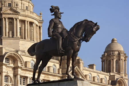 Monumen untuk Raja Edward VII di Liverpool