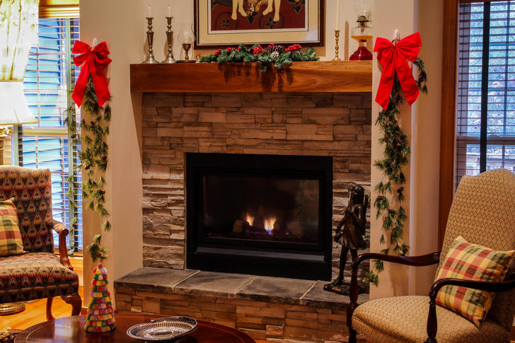 Fireplace decor for Christmas