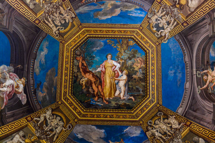 Fresco on the ceiling in the Vatican Museum