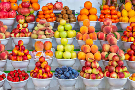 Hermosa exhibición de frutas