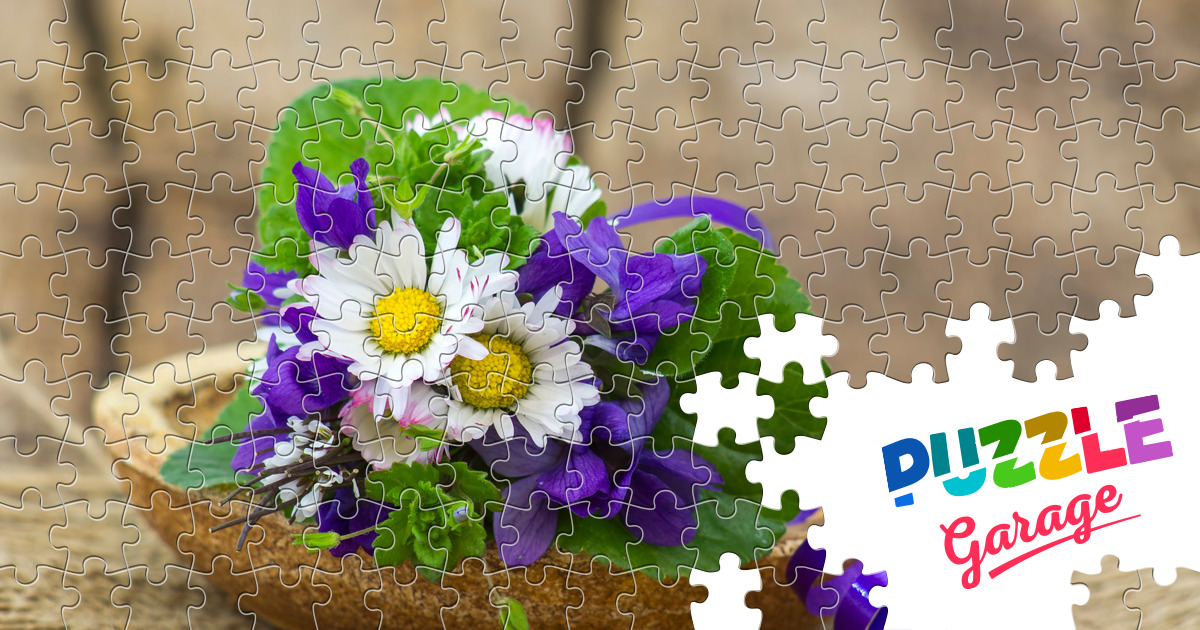 Bouquet of daisies and violets Jigsaw Puzzle (Plants, Flowers) Puzzle